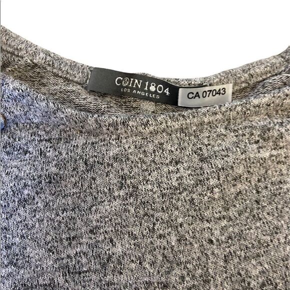 COIN 1804 Heathered Grey Long Loose Stretch Fit Long Sleeve Button Detail Top S - Picture 6 of 8
